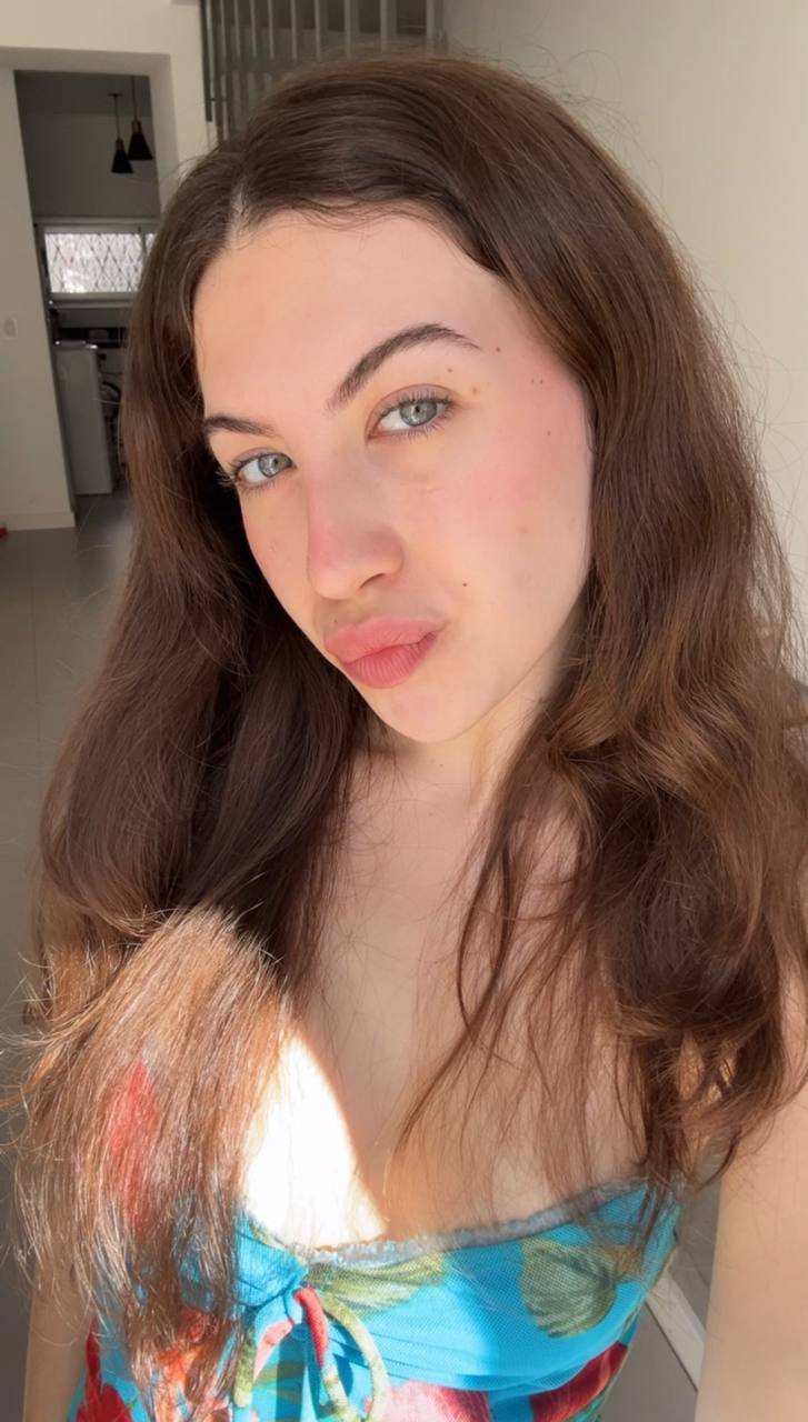 Nude girl Amber in Guadalajara