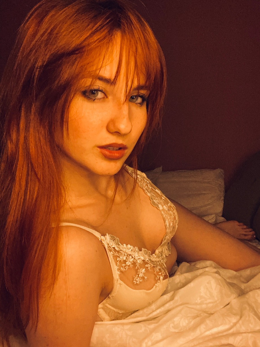 A playful frame from Nata — online in Guadalajara