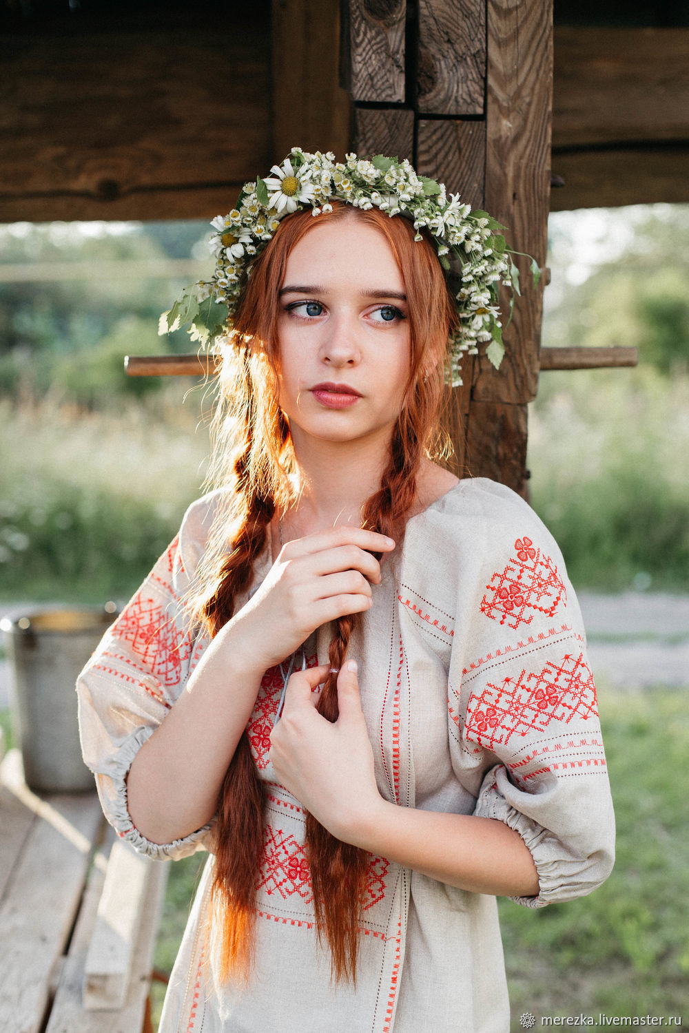 A playful frame from Girls in Slavic costumes — online in Guadalajara